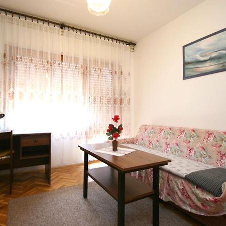 Apartment Anica Baška Exteriör bild