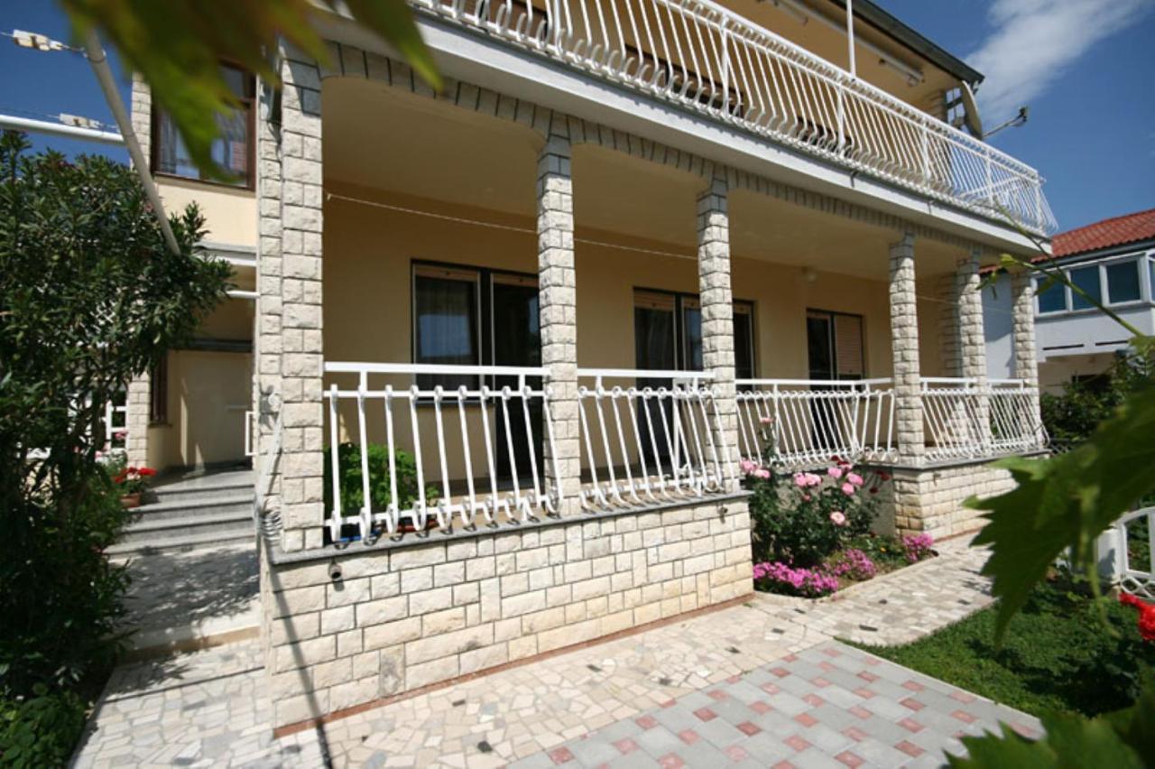 Apartment Anica Baška Exteriör bild