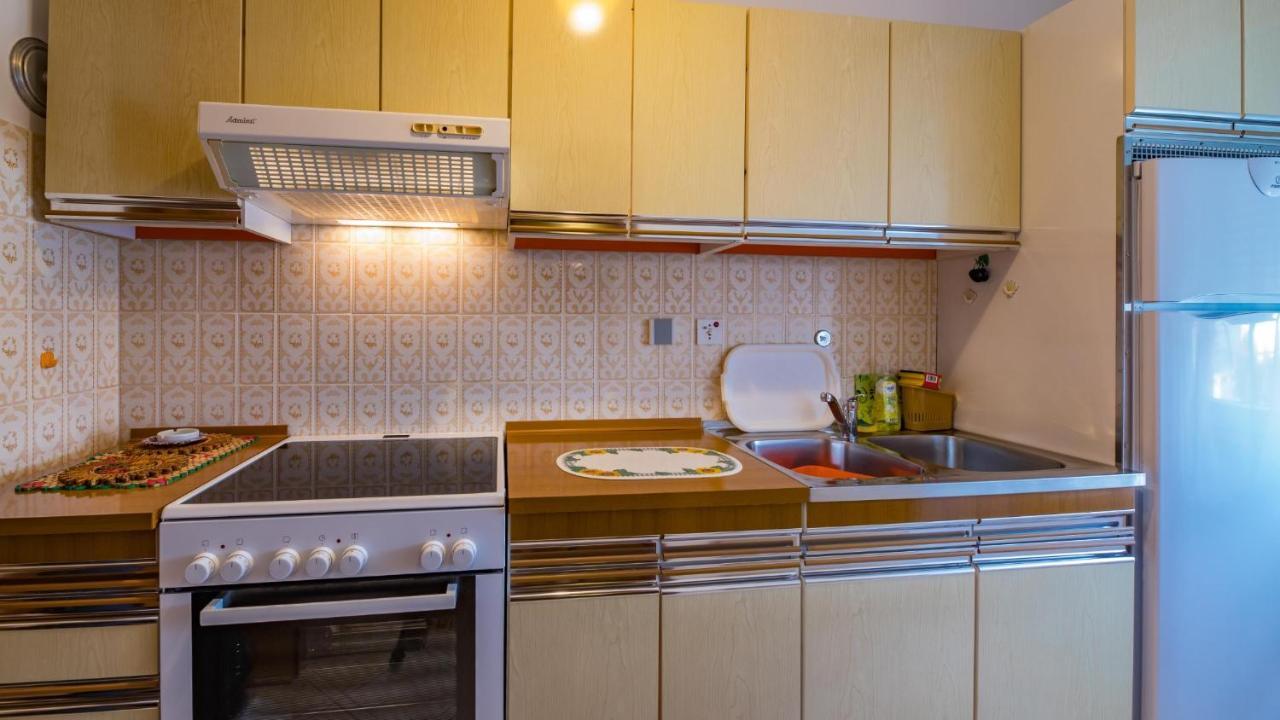 Apartment Anica Baška Exteriör bild