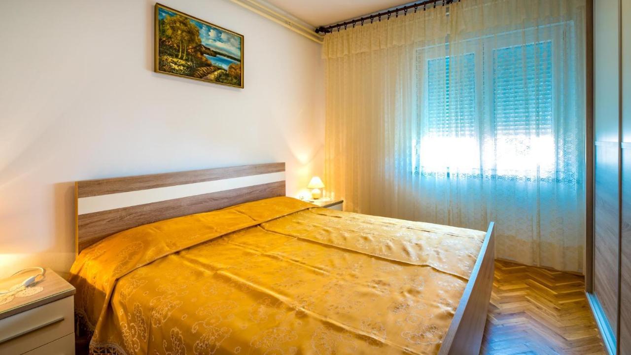 Apartment Anica Baška Exteriör bild